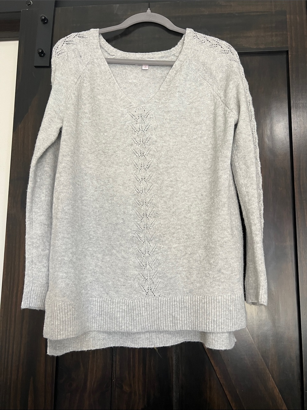 LC Lauren Conrad Light Gray V-Neck Sweater